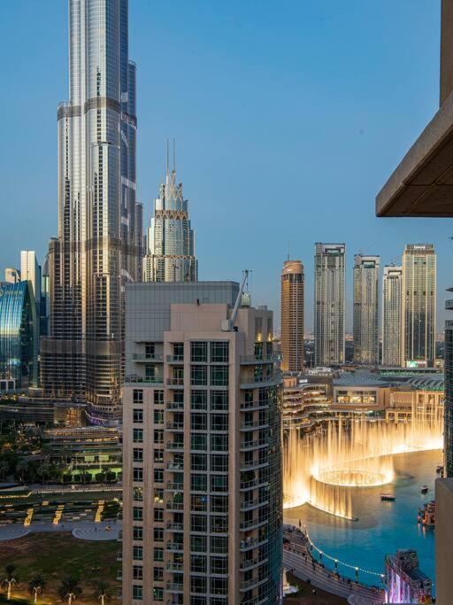 First Class 2Br With Full Burj Khalifa And Fountain View Dubai Exterior photo